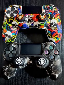 Custom PS4 Controllers