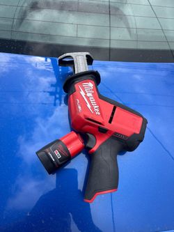 Milwaukee m12 fuel haczall con batería $80 firme precio