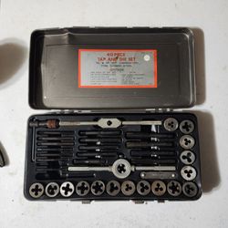 40 Piece Tap And Die Set