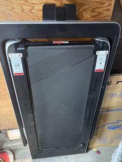 Compact Treadmill / Walking Pad