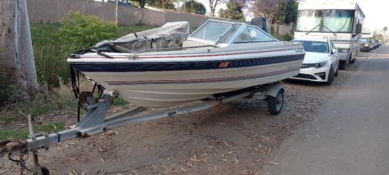 16ft Bayliner ski boat