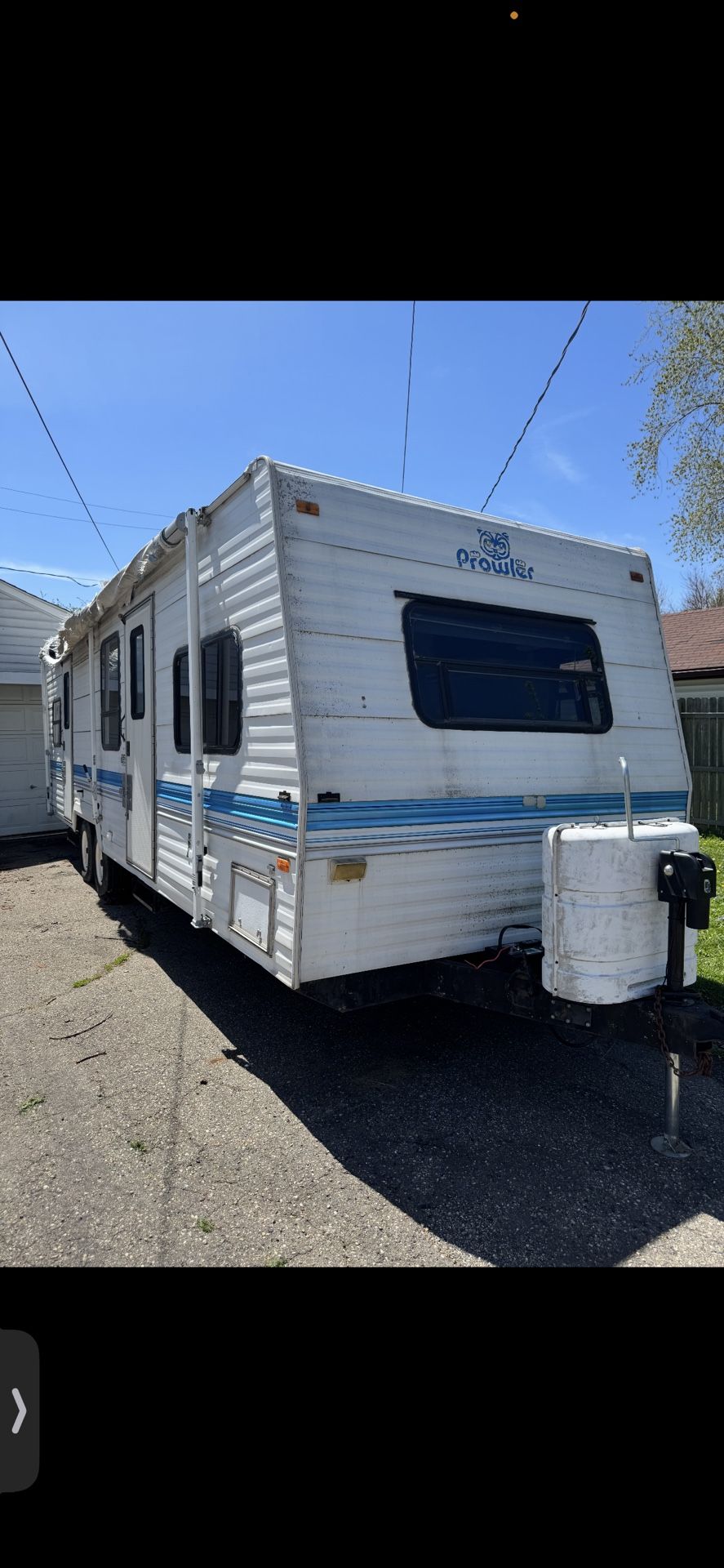 ‘95 Prowler Camper Trailer 30 Ft