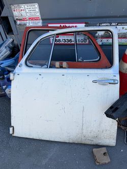 1(contact info removed) Volkswagen beetle doors