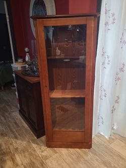 Gun cabinet