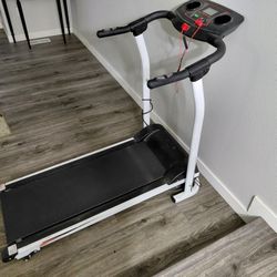 Treadmill in Brand New Condition 
