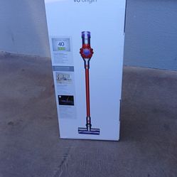 Dyson Vacuum Cordless Stick  8v