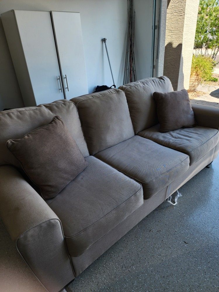 Very Good Condition  Sleeper Sofa