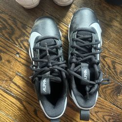 Black Nike Sports cleats