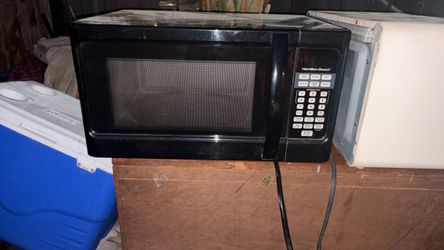 Hamilton Beach Black Countertop Microwave