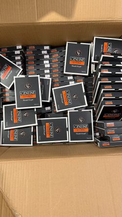 230 New Men’s Leather Wallets with Gift Boxes. Bulk Reseller Lot