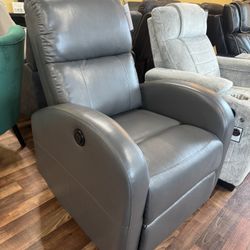 Wiley Power Recliner