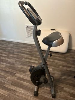 Fold up exercise bike