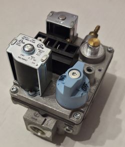 INTER-CITY PRODUCTS White Rodgers NATURAL Furnace Gas Valve 36E97-205 NEW w BOX