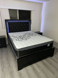 Queen Size Mattress Pillow Top New