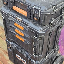 Rigid Modular Tool Box