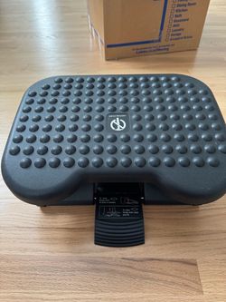 Mind Reader Adjustable Foot Rest