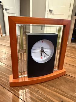 Bulova Frank Lloyd Wright’s Willits House Table Clock