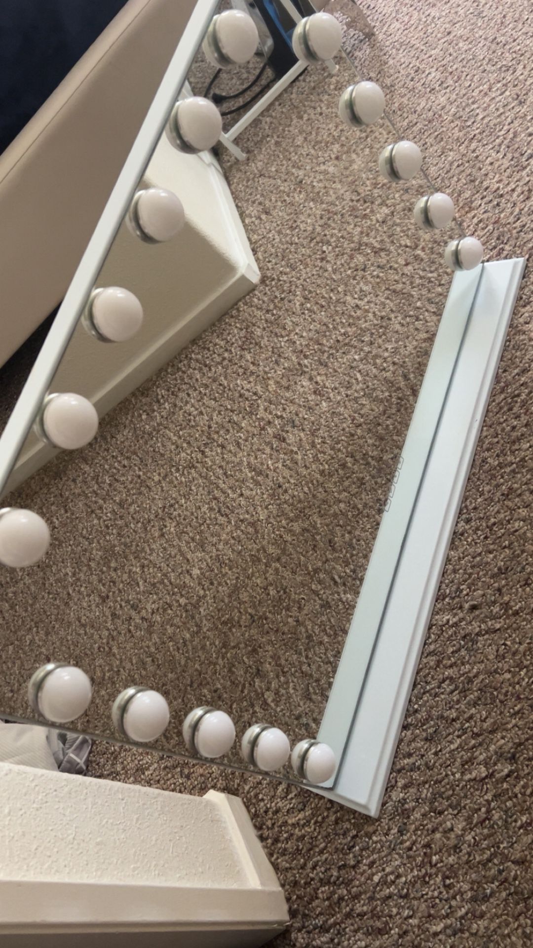 Vanity Mirror With Bluetooth