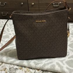 Michael Kors Crossbody 