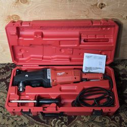 Milwaukee 13 Amp Electric 1/2 in. Super Hawg Hole Hawg Right Angle Drill. Like New No Low Offers/Trades, Pls.  Pick up in Burien Only Yes Available 