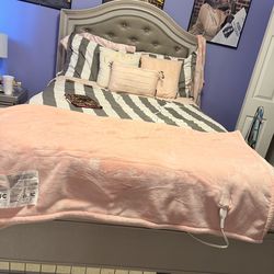 Full Size Bed Frame + Dresser SET !!! DEAL !!!