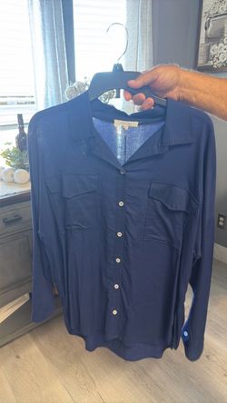 Love Tree Navy Blue Button-Down Shirt