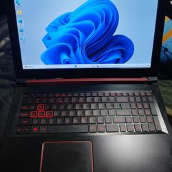 Acer Nitro Gaming Laptop Intel Core i5-8th Gen 16gb Ram 256gb SSD+1TB HDD, Nvidia GeForce GTX 1050 4GB Win 11 Charger .