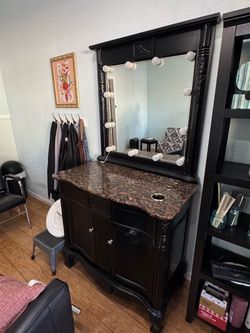 Solid Wood Vanity / Mirror