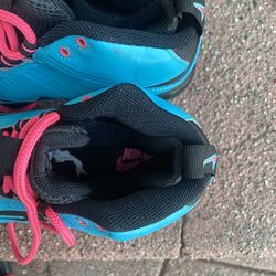 Nike Shoes 