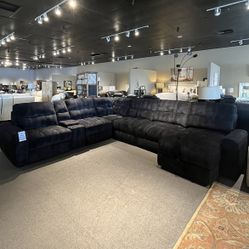 7PC Power Reclining Sectional
