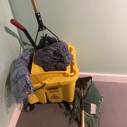 Mop Bucket Set