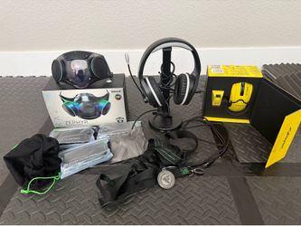 Razer gaming bundle. Mouse, mask, headphone stand and more!