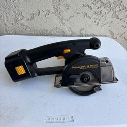 Panasonic Cordless Metal Cutter EY3502 w/ 2 Batteries & Charger