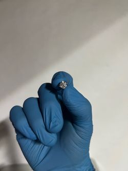 Earrings stud moissanite VVS1