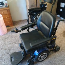 Merits Vision Plus Power Wheelchair