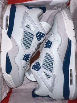 Jordan 4 Military Blue