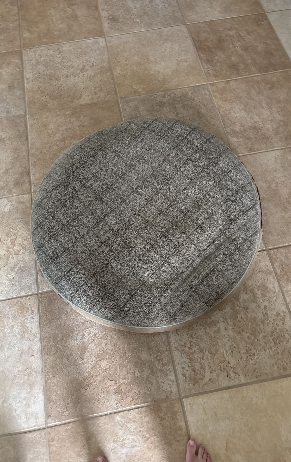 LL Bean Medium Round Dog Bed