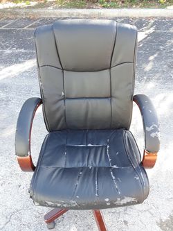 Desk chair