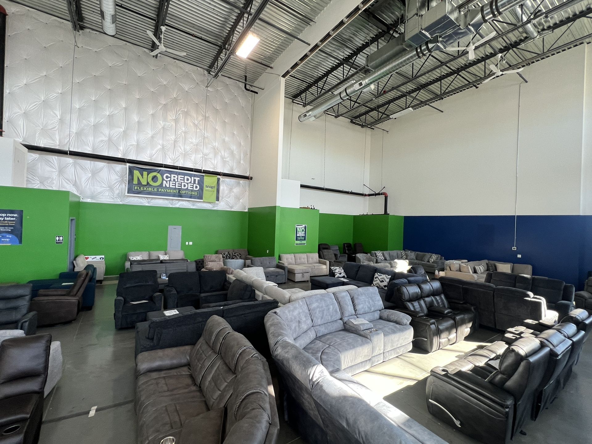 HUGE! Discounts on New Quality Sofas & Sectionals -Everything Must Go!!!