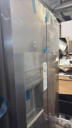 Frigidaire side by side refrigerator