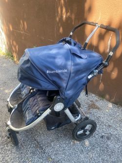 Bumbleride double stroller with bassinet