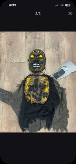 Halloween Zombie Costume with Light-Up Mask