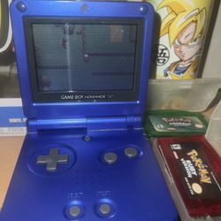 Gameboy Advance SP . Pokemon Sapphire / Emerald / Ruby Red