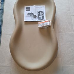 Keekaroo Peanut Changing Pad