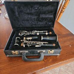 Bundy clarinet