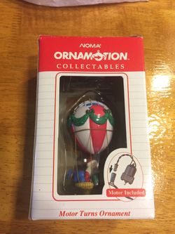 Motorized hot air ballon ornament