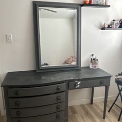 Dresser & Mirror