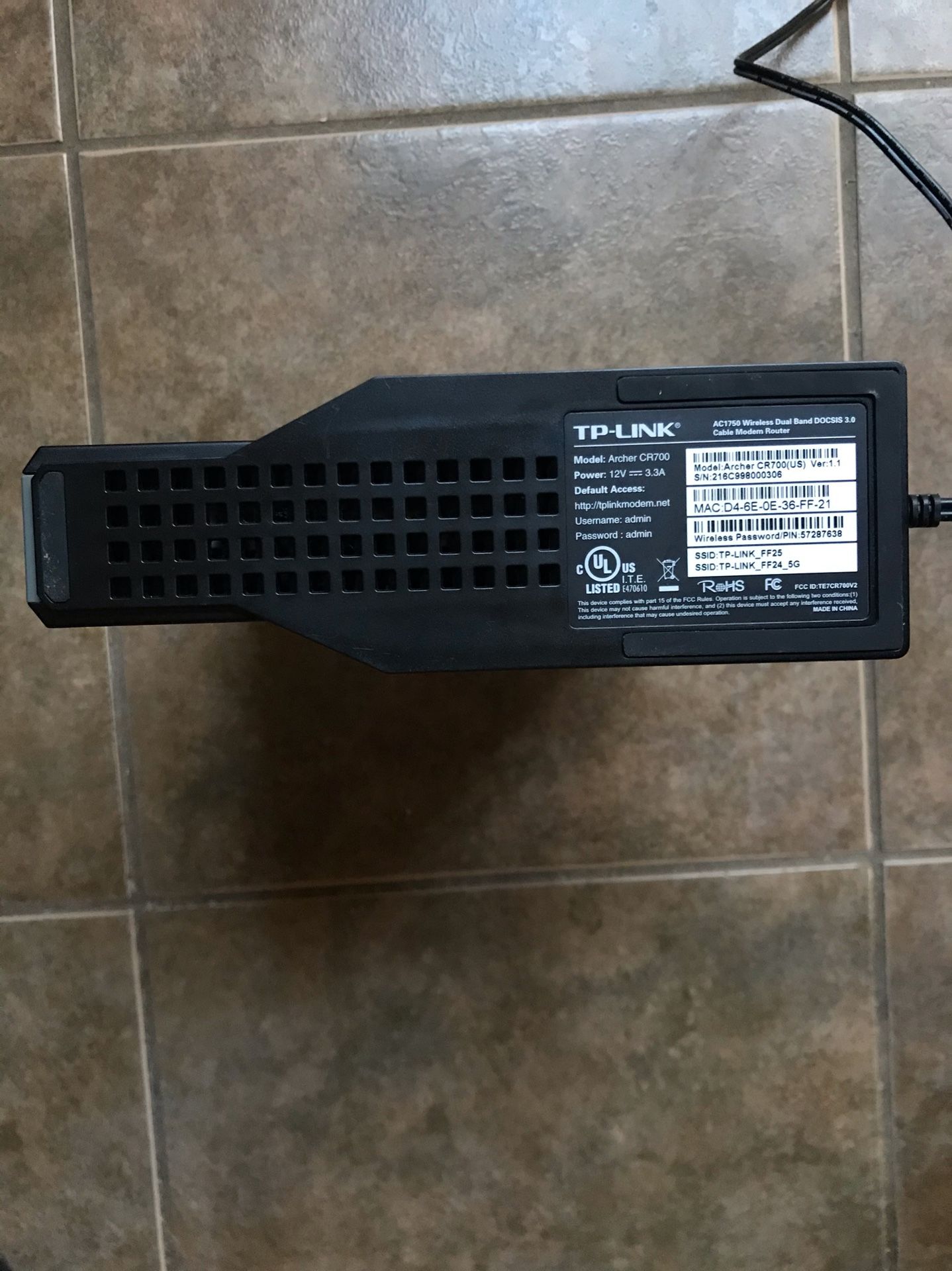 TP-Link Acrcher CR700 Router modem combo