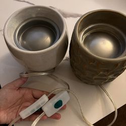 TWO Yankee Candle Warmer 