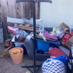 Cool Metal Stand Thing